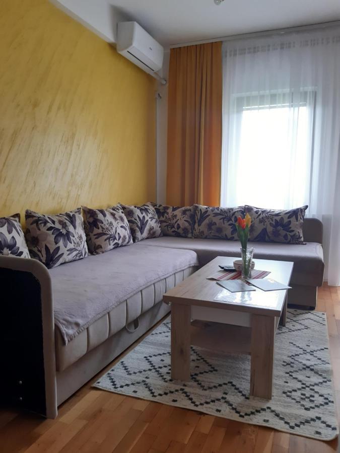 Apartman Lala ฟอชา ภายนอก รูปภาพ