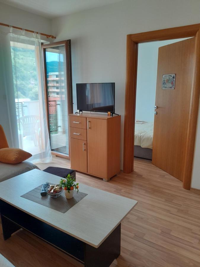Apartman Lala ฟอชา ภายนอก รูปภาพ